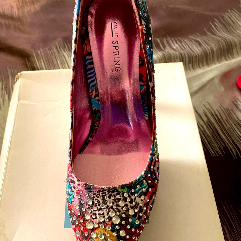 Call of Spring.multicolored high heels as 8